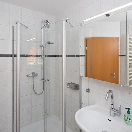 Neptun 10, 5 *
